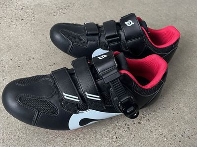 Peloton Bike Shoes - Men's Size 6