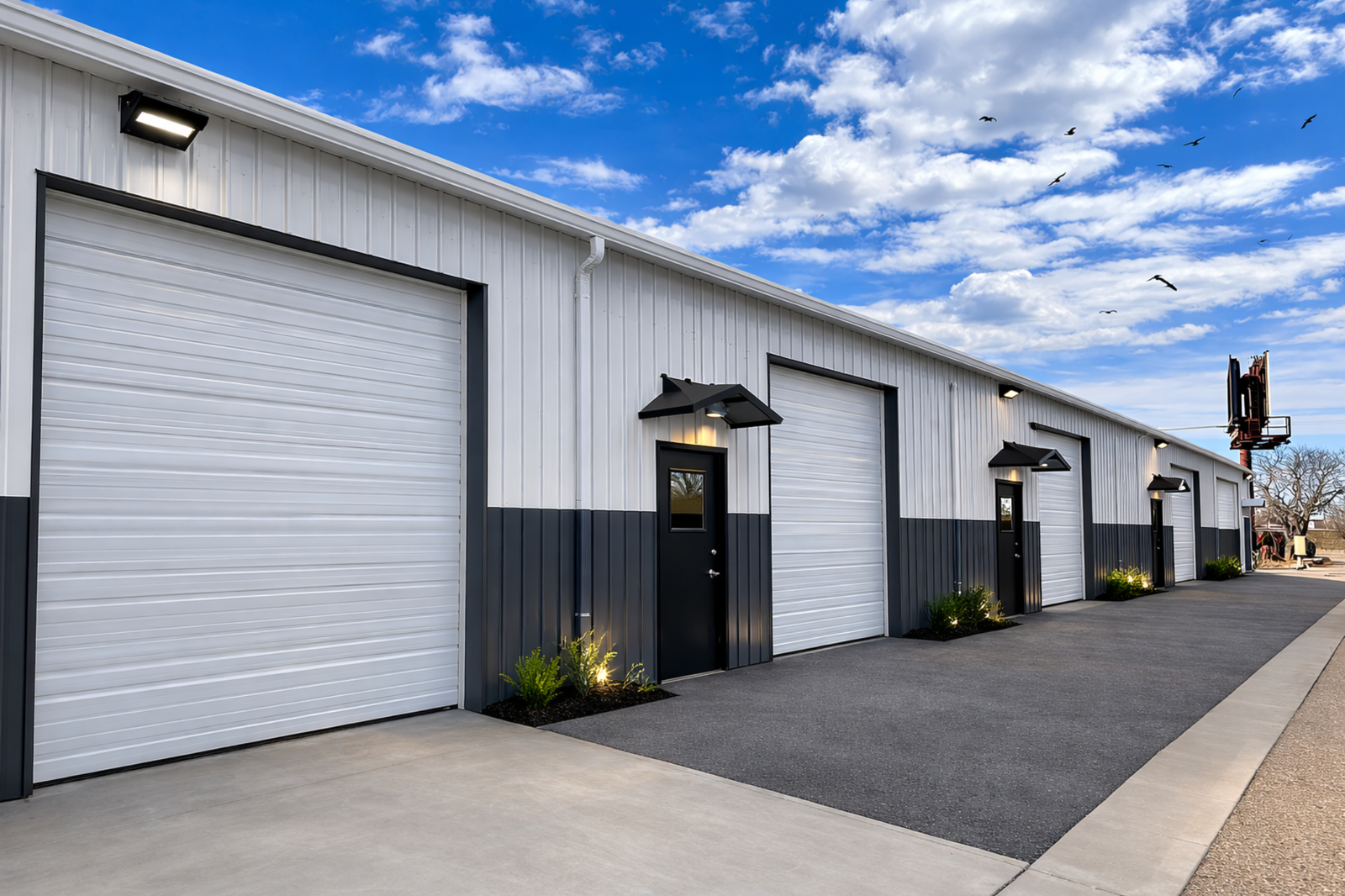 2,500 SF Industrial Building + 1 Acre Yard – West Jordan