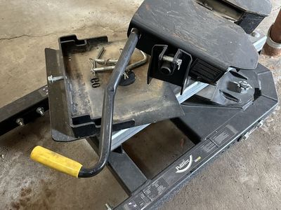Pullrite Super Glide Fifth Wheel Hitch