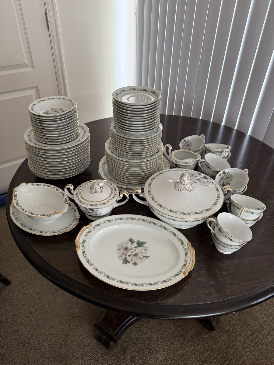 Main image 3