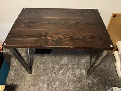 Desk / Bookshelf / Shelf / Table