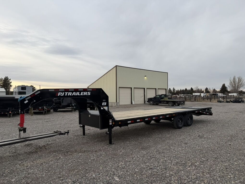 2026 PJ LS 25' Flatbed