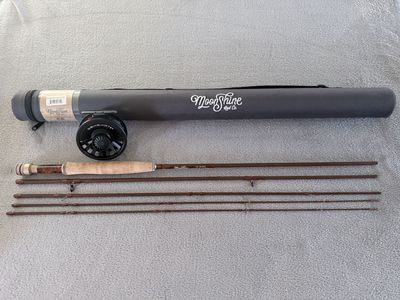 Moonshine Fly Rod 9' 5 wt, Redington Behemoth Reel 5/6 wt.