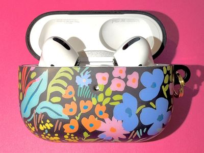 AirPods Pro (1st Gen) + Rifle Paper Case