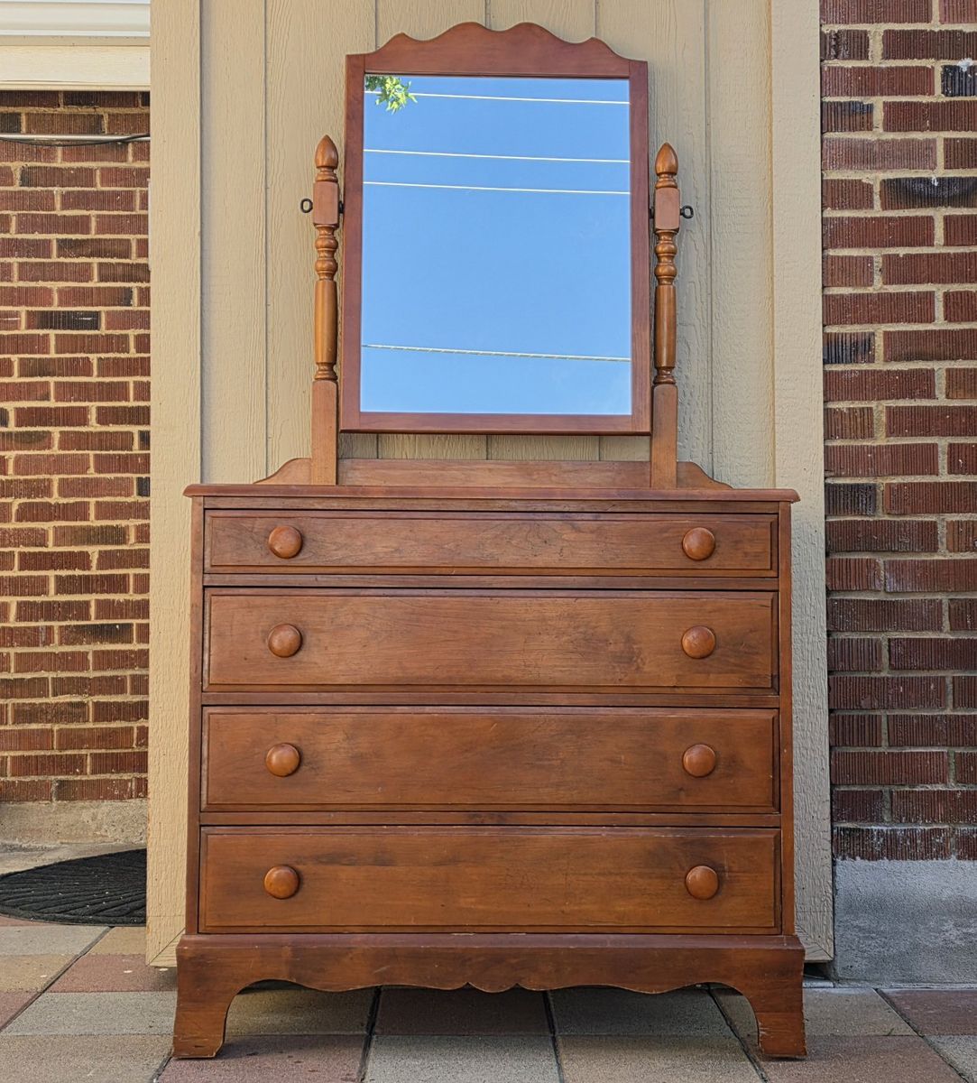 Antique Solid Wood Dresser With Mirror