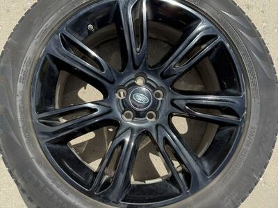 Range rover Velar/Evoque 20inch OEM Black Wheels