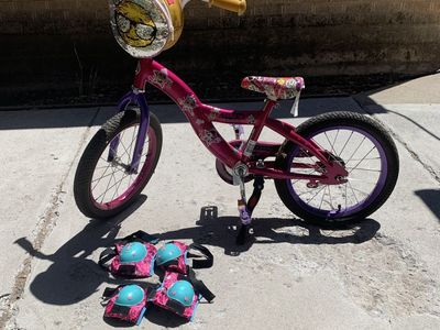 LOL Surprise 16” Girls Bike + Matching Pads