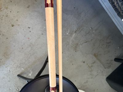 McDermott Dave Pearse Signature Pool Cue Stick with Soft Carrying Case