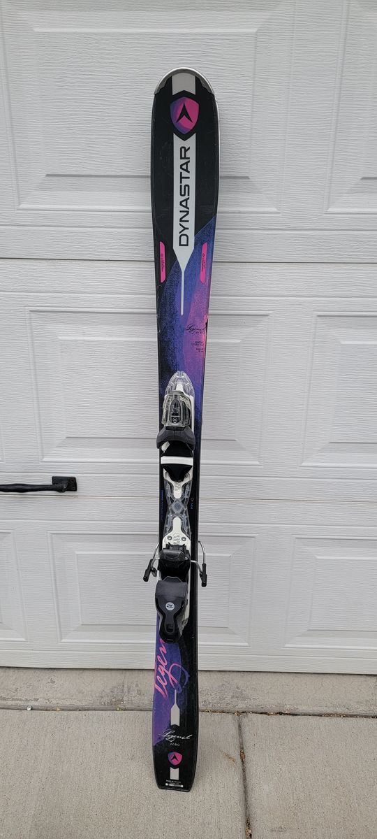 Used 2019 Dynastar Legend W80 Skis - 144cm Women's with Rossignol Xelium Demo Bindings