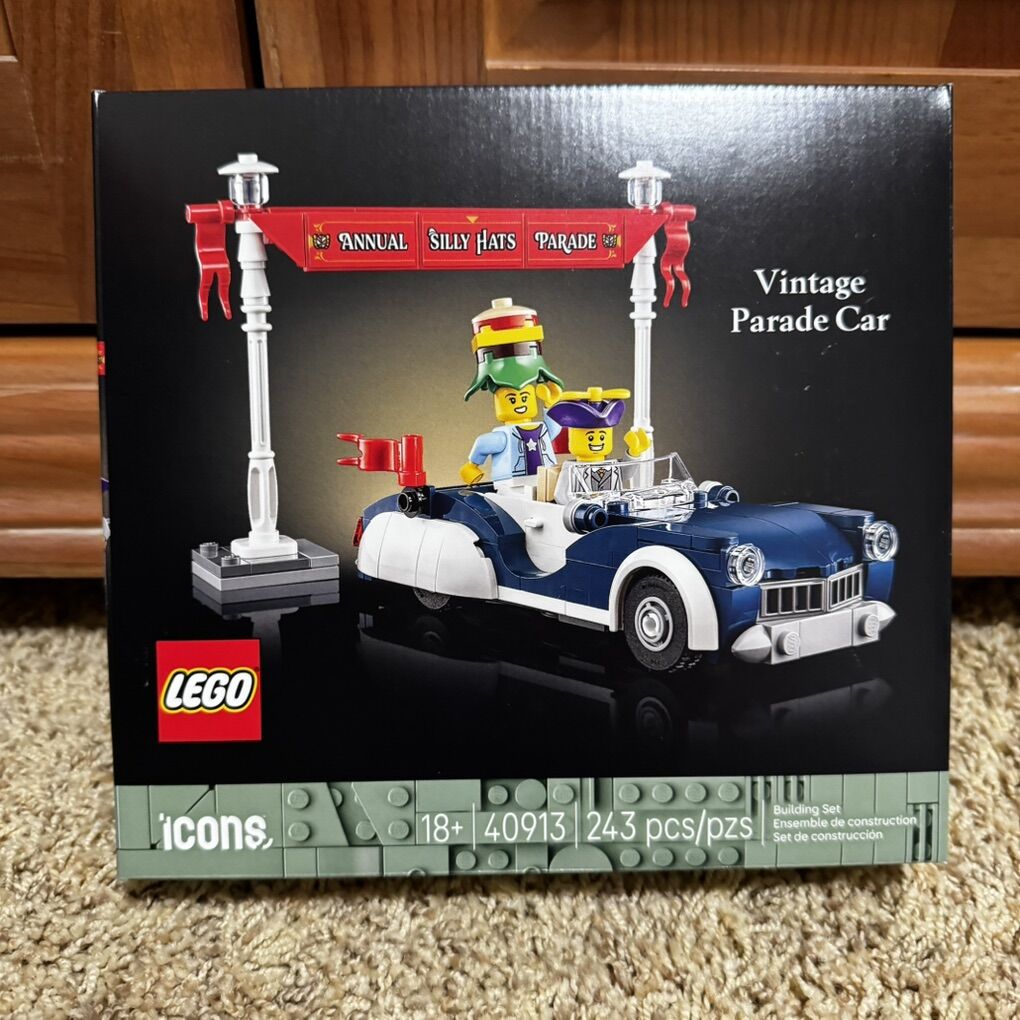 LEGO Vintage Parade Car