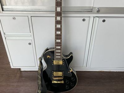 CUSTOM MADE ELEC GUITAR BLACK E75011724