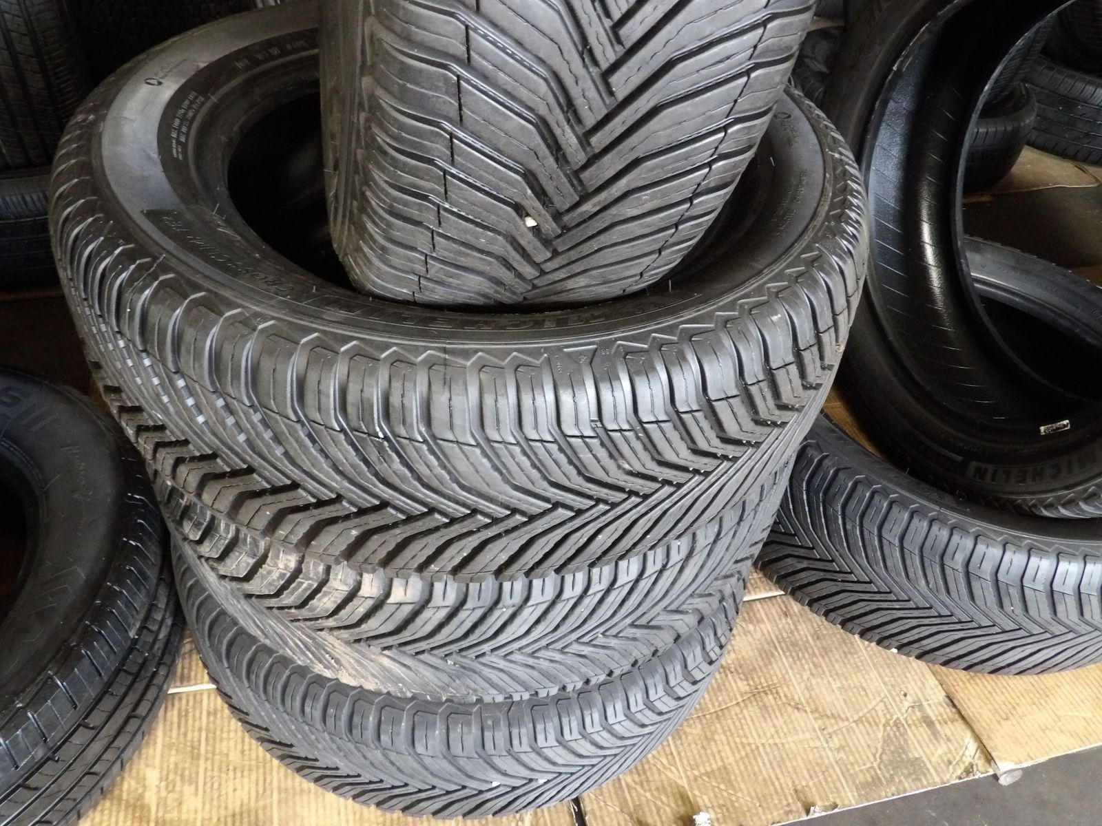 225/60R17 MICHELIN CROSSCLIMATE 2 SET OF USED TIRES