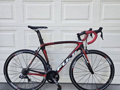 Fuji Carbon 56cm (Electronic shifting)