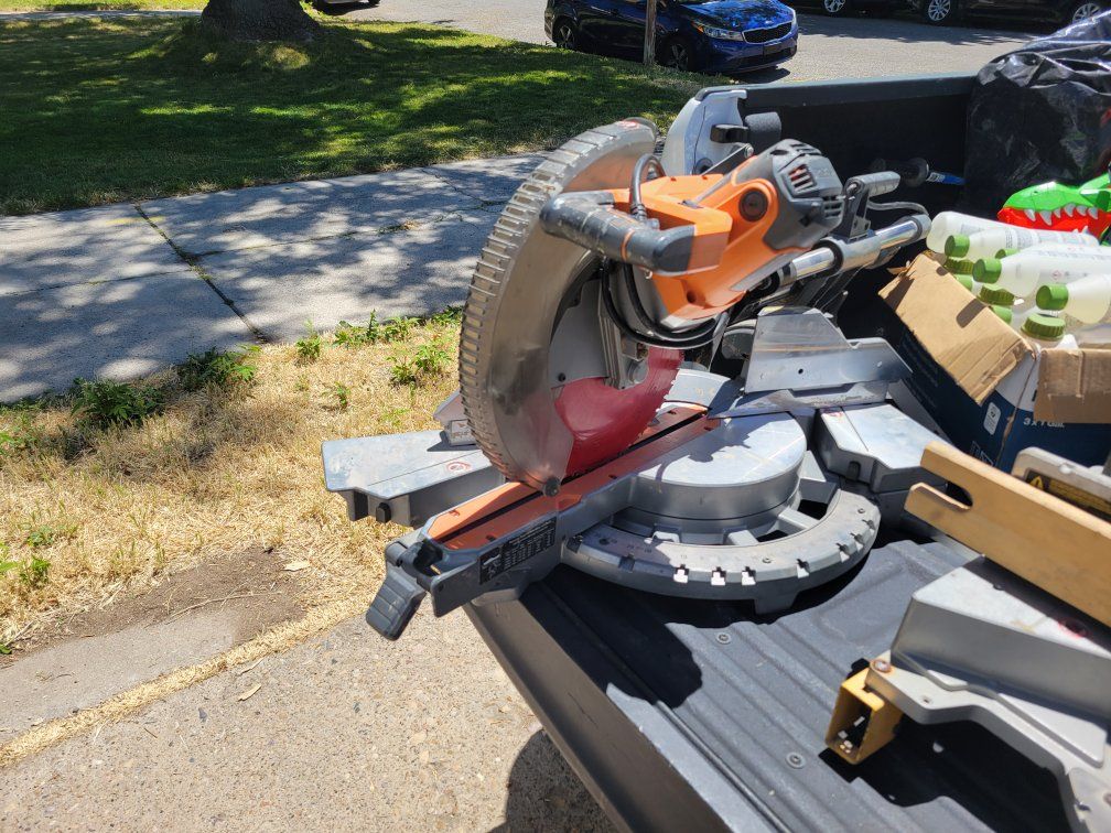 Ridgid 12" Miter saw slider