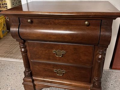 Traditional three drawer nightstands