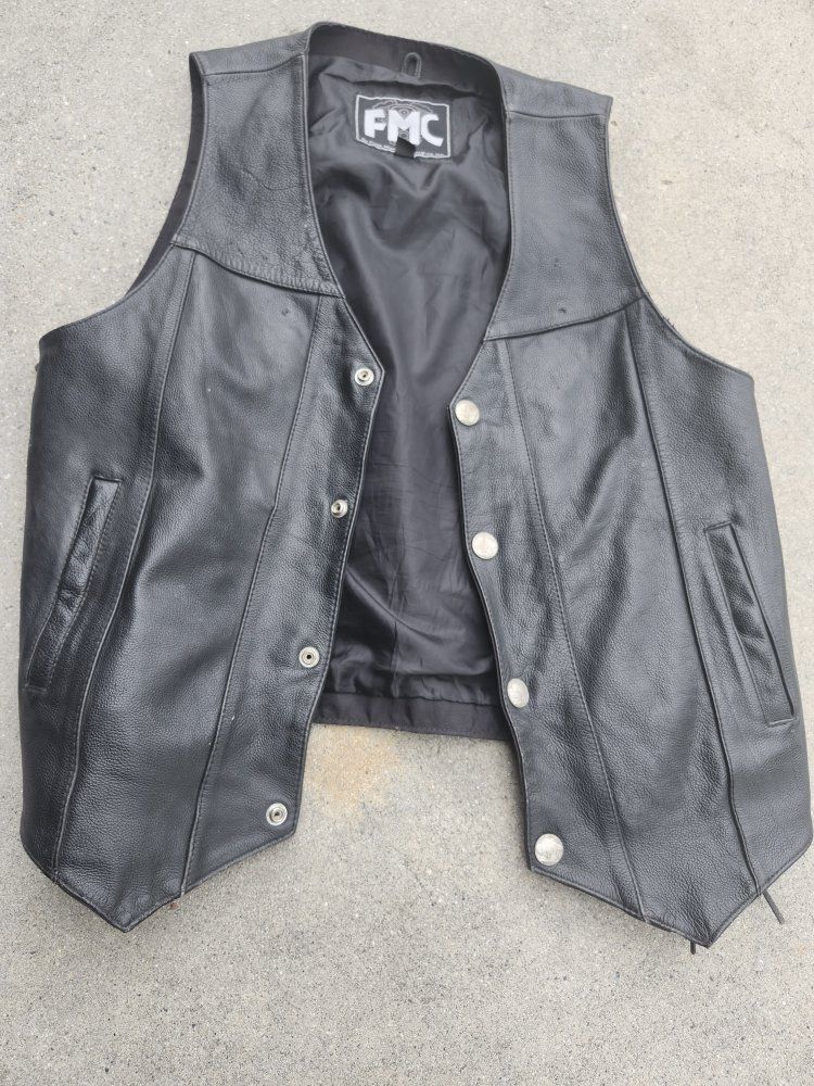 FMC Men's Black Leather Biker Vest - Size Large