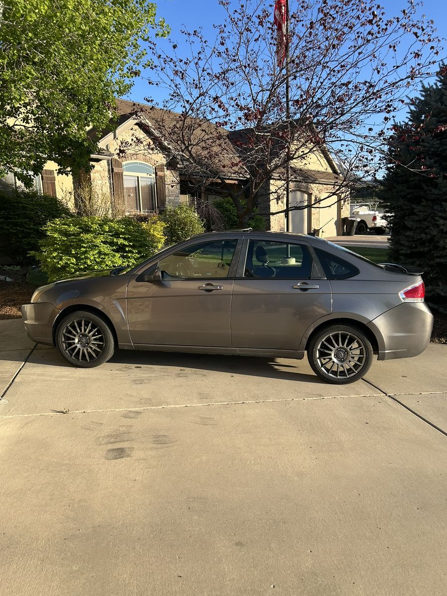 2011 Ford Focus Sport SES
