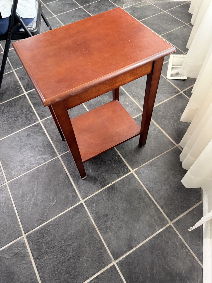 Small Wooden End Table with Drawer - Compact Side Table for Living Room/Bedroom