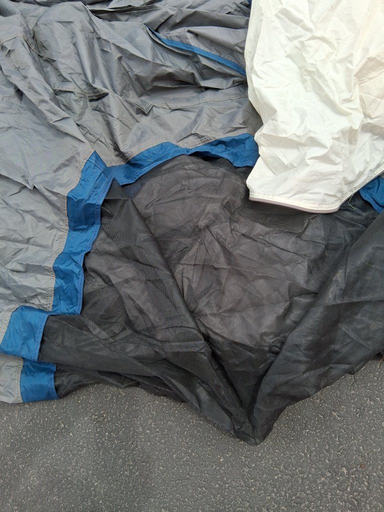 Main image 4