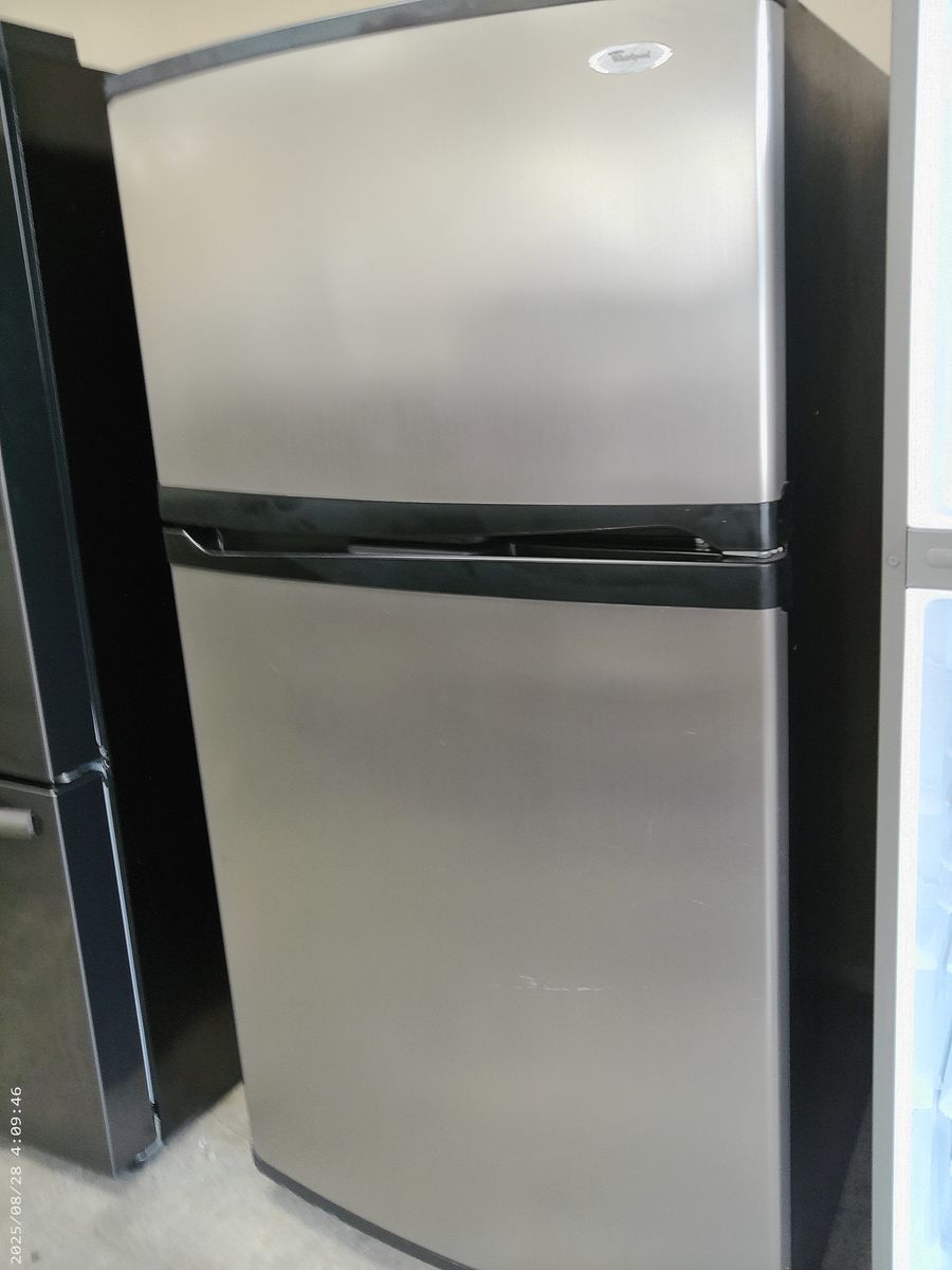 Satin Finish 20 cf Refrigerator~Works Great~90 Day Guarantee