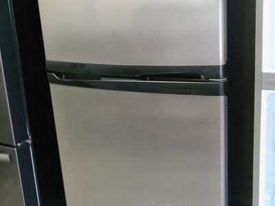Satin Finish 20 cf Refrigerator~Works Great~90 Day Guarantee