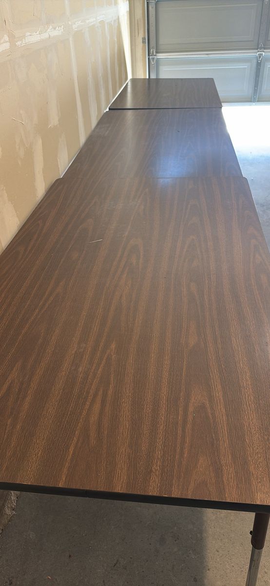 Set of 6 Wood Grain Tables