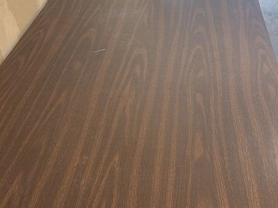 Set of 6 Wood Grain Tables