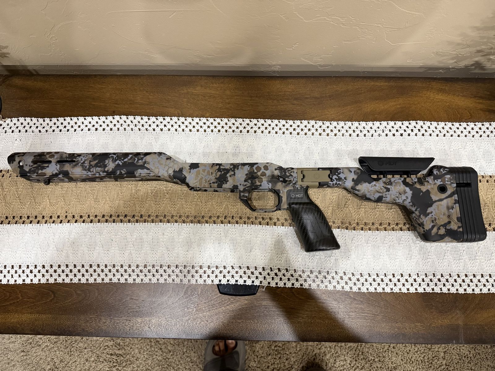MDT HNT26 Chassis (custom Kryptek Camo )