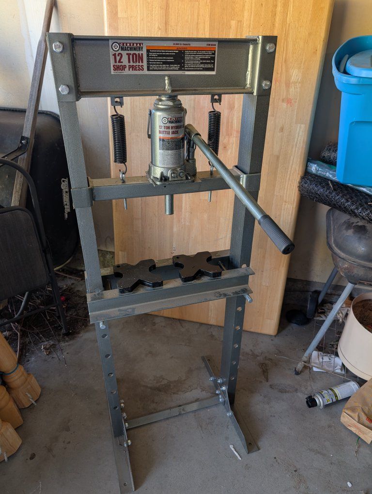 12 Ton Press - Central Machinery