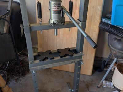 12 Ton Press - Central Machinery
