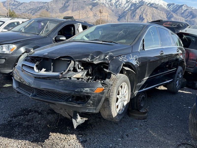 2006 Mercedes-Benz R500 Parts
