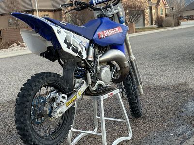 Yz 85