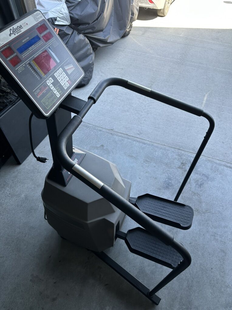 Fitness Equipment, Steps Machine