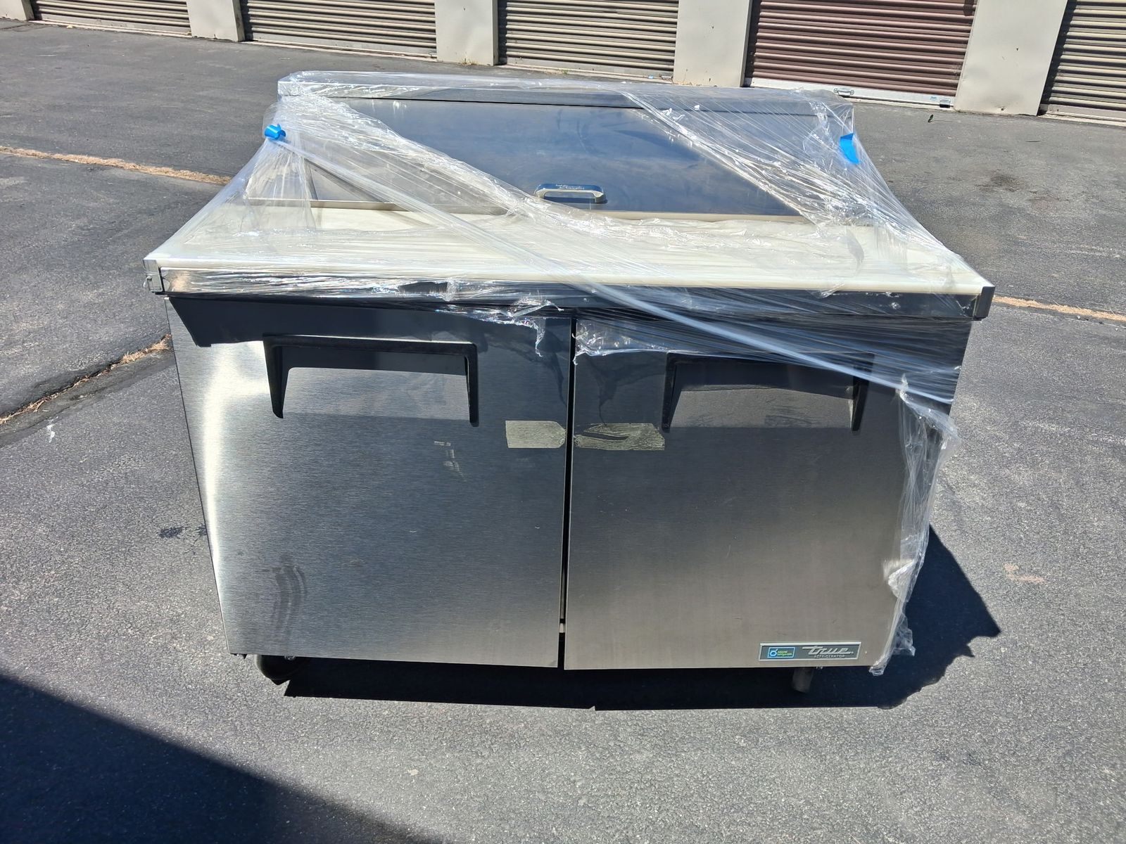 New true refrigerated prep table 48 inch