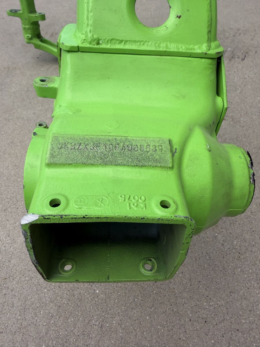 Main image 3