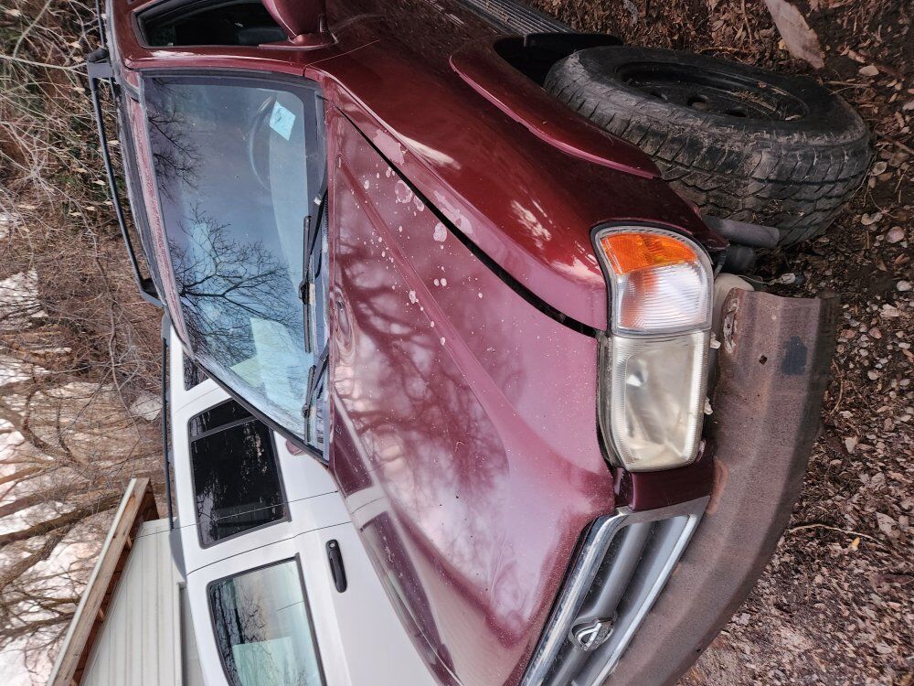 2001 NISSAN PATHFINDER SE