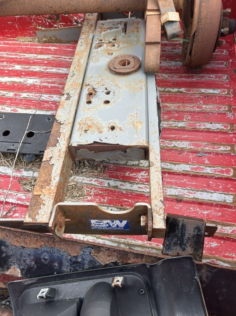 BW Fifth Wheel flip  Over Ball Hitch