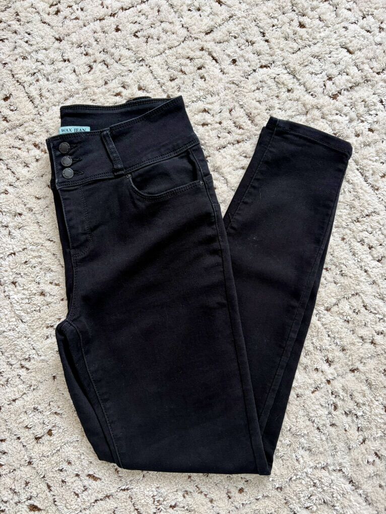 Women's Black Skinny Jeans