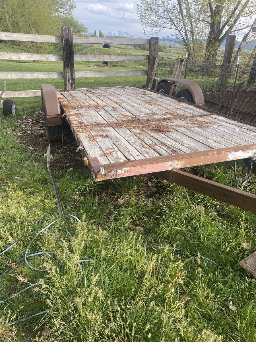 7.5’x16’ trailer.