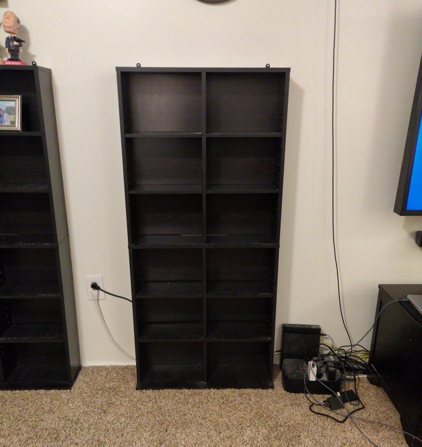 Standing DVD case x2