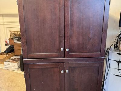 Wood Hutch