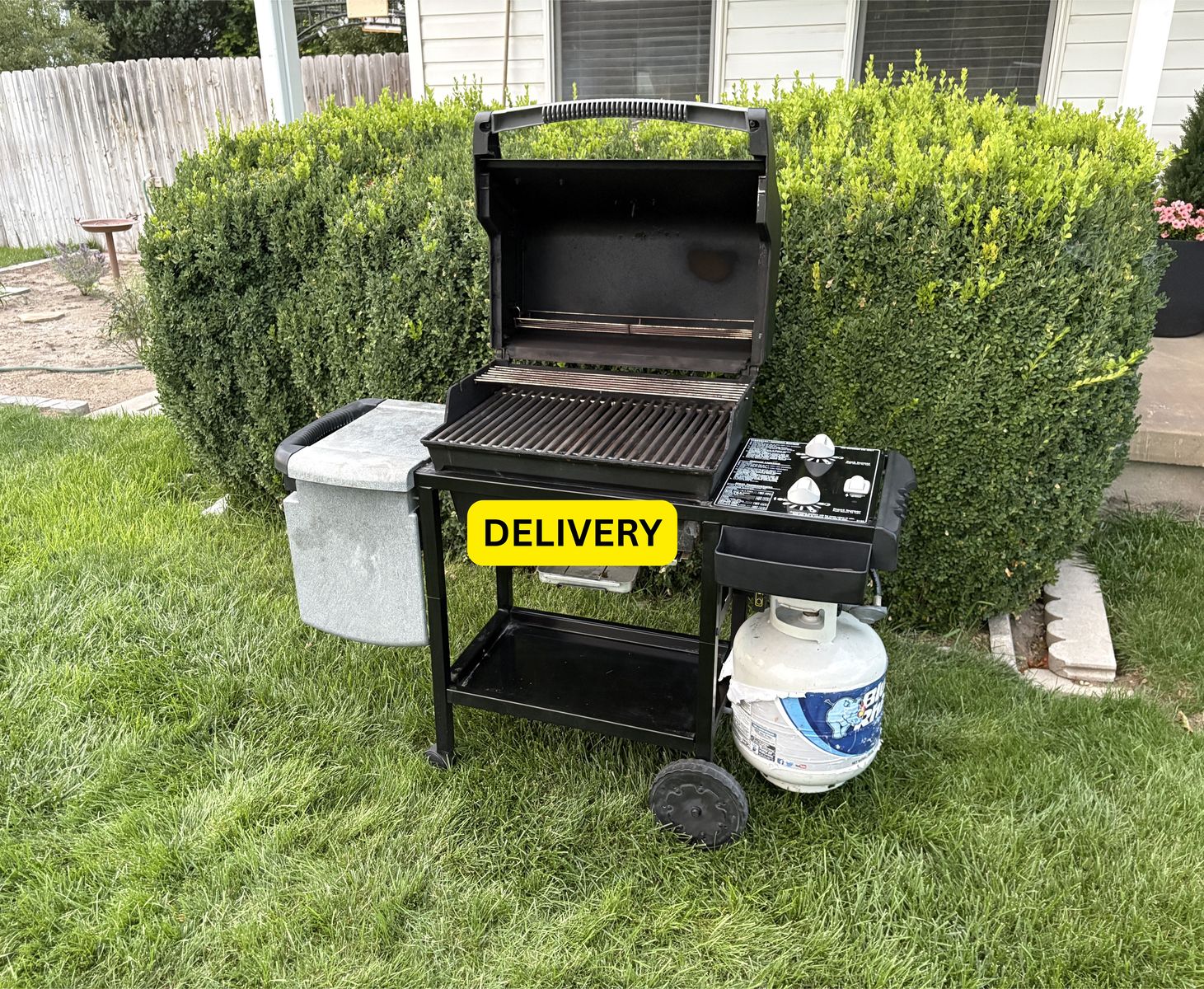 DELIVERY - WORKING/CLEANED Weber BBQ Grill