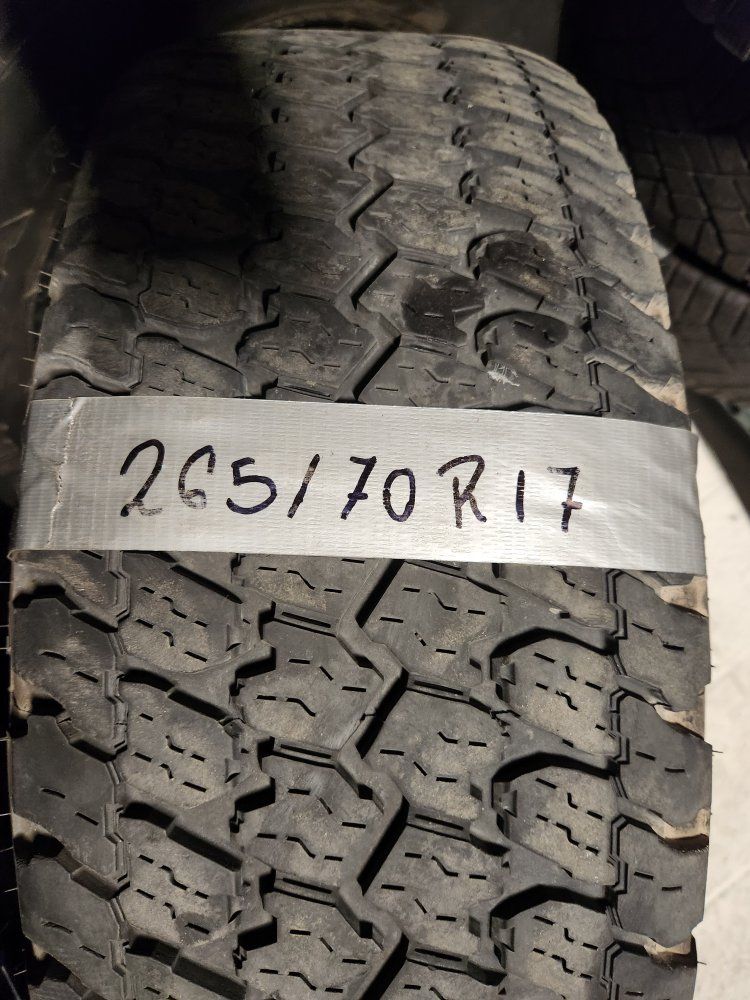 265/70r17 goodyear wrangler at