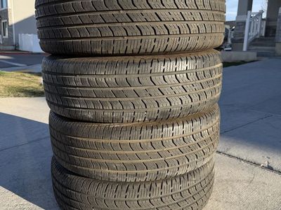 245/70R17 Toyo open country like new
