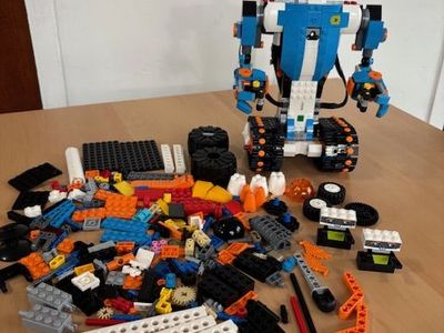 Lego BOOST: Creative Toolbox 17101