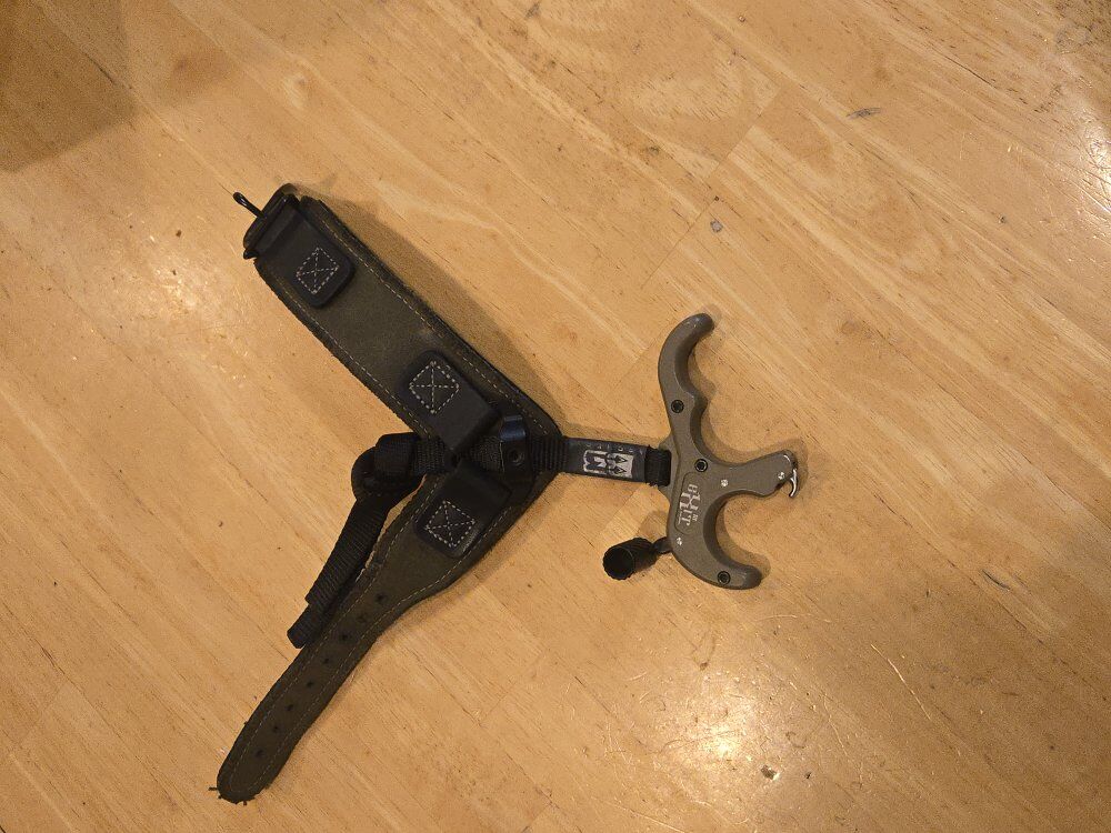 B3 Exit Hunter Release