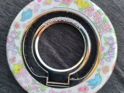 Velvet Caviar Floral & Bird Design Phone Ring Holder/Kickstand - Universal Fit