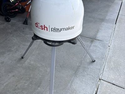 Dish Playmaker w/ Wally