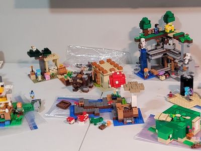 Lego Minecraft sets all for $200-minecraft value $300
