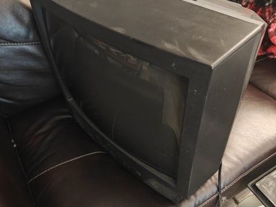 JVC AV-20920 20-inch CRT TV Vintage Retro Gaming Television 1998